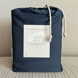 NWT King 400 Thread Count Rayon from Bamboo Sheet
Set Dark Mineral Blue Casaluna